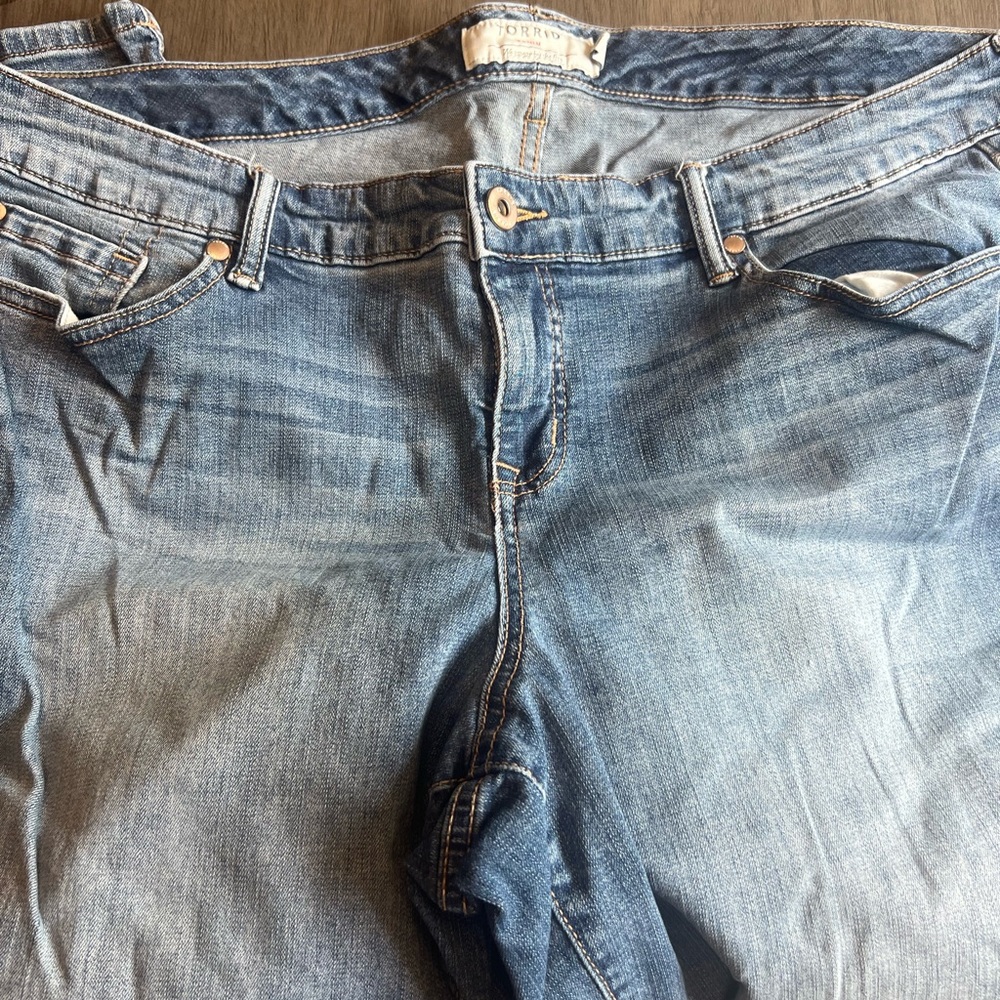 Torrid crops